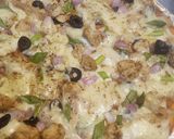 A picture of step 7 of Ginger malai boti pizza 🍕😋.