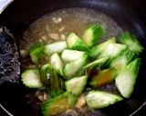 รูปขั้นตอนการทำที่ 2 ของ บวบผัดไข่