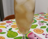Foto del paso 3 de la receta: Infusión de flores de caléndula y manzanilla frescas