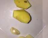 A picture of step 4 of Zoodles salad.