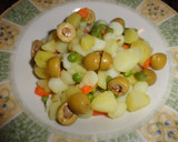 Foto del paso 1 de la receta: Timbal de ensaladilla fácil
