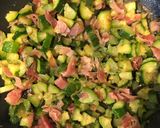 Foto del passaggio 5 della ricetta Pasta senza glutine con zucchine e speck