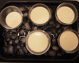 Foto del passaggio 3 della ricetta Panna cotta alla salsa di te matcha molto semplice