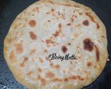 A picture of step 4 of Aloo Stuffed Paratha- Tomato Soup.