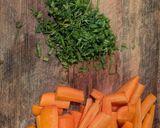 A picture of step 2 of Dill and carrot soup with fennel oil dressing.