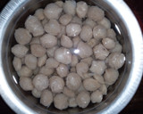 சோயா உருண்டை கறி /Soya Chunks Curry ரெசிபி ஸ்டேப் 1 புகைப்படம்