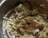 A picture of step 2 of Moong dal pakoda with chutney.
