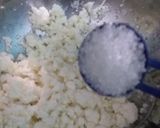 ভাপা সন্দেশ (Bhapa Sondesh recipe in Bengali) রেসিপির ধাপ 2 ছবি