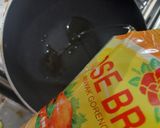 Foto langkah ke 1 dari resep Kangkung Rawit Saos Tiram.