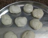 A picture of step 7 of Maggi noodles vegetables spring roll.