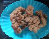 Foto langkah ke 5 dari resep Ayam Crispy + Sambal Bawang.
