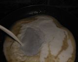 A picture of step 3 of White sauce pasta.