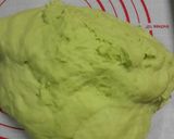 Gambar langkah 3 resipi Bun Sengkaya Pandan.