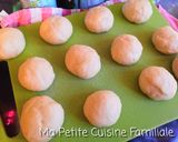 Une image de l'étape 2 de Fasenachtkiechle, beignets de carnaval alsaciens.