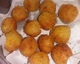 Foto langkah ke 5 dari resep Bitterballen Kentang Daging (bisa untuk menu balita).