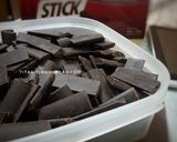 Foto langkah ke 1 dari resep Choco Stick Cookies.