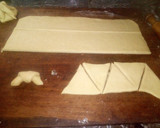 Foto del paso 4 de la receta: Medialunas de manteca riquísimas🥐
