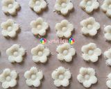 Foto langkah ke 3 dari resep Coconut Biscuits (Kue Kelapa).