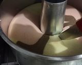 Foto langkah ke 6 dari resep Chiffon Cake Neapolitan.