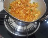 A picture of step 1 of Paneer bhurji.