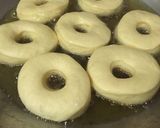 Foto langkah ke 6 dari resep Donat montok,lembut tahan lama,.