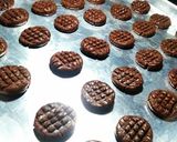 Foto langkah ke 5 dari resep Choco chips cookies.