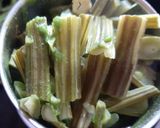 A picture of step 3 of Drumstick Lauki Coriander Soup.