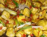 Foto langkah ke 3 dari resep Tahu Goreng Saus Cabe khas Vietnam (𝚍𝚊𝚞 𝚑𝚞 𝚜𝚘𝚝 𝚌𝚊).