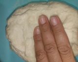 ગાર્લિક નાન(Garlic Naan Recipe In Gujarati) રેસીપી સ્ટેપ2ફોટો