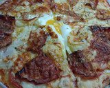 Foto del paso 4 de la receta: Pizza bacon, tomatiga, ceba, ais, formatge sense lactosa