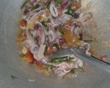 Foto langkah ke 5 dari resep Oseng Cumi Tempe Cabai Hijau.