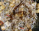 Foto langkah ke 6 dari resep Tumis Tauge Tahu.