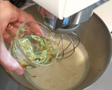 Foto del paso 4 de la receta: Bizcocho de yogur y almendras