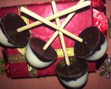 A picture of step 3 of Homemade chocolates.