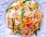 Hình bước làm 5 của món 🌱 Mì Chũ Xào Rau Củ Chay (Vegan)