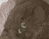 Foto langkah ke 2 dari resep Muffin coklat Simple No Mixer nyoklat bangeet.