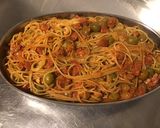 Une image de l'étape 6 de Spaghettis tricolores mozzarella di buffala,basilic et sauce tomate chorizo olives.