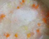 Foto langkah ke 3 dari resep Bubur Sop Telur Ayam Kampung (MPASI 6+).