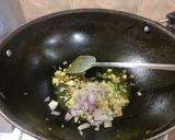 A picture of step 3 of Banana's korma.