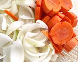 Hình bước làm 2 của món Bò kho - bánh mì