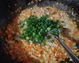 Foto langkah ke 5 dari resep Arem-arem mie ayam sayur.