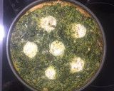 Foto del paso 5 de la receta: Quiche de espinacas, piñones y queso de cabra