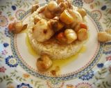 Foto del paso 4 de la receta: Timbal de arroz carnaroli con vieiras y zamburiñas al ajillo