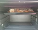 Foto langkah ke 8 dari resep Chicken Pok Pok Mozarella.