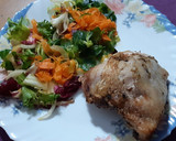 Foto del paso 5 de la receta: Contramuslos de pollo en airfryer con ensalada