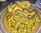 Foto del paso 5 de la receta: Habas y champiñones al ajillo con pollo