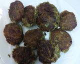 A picture of step 3 of Sprout cutlets.