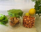A picture of step 1 of Mint coriander chutney.