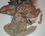 Foto del paso 1 de la receta: Pechuga de pollo con nata y champiñones naturales