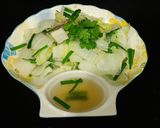 Hình bước làm 3 của món Bữa cơm nhiều món với lá hẹ